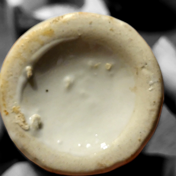 Vintage Hand-painted Ceramic Asian Style Decorative Vase. - Picture 6 of 6